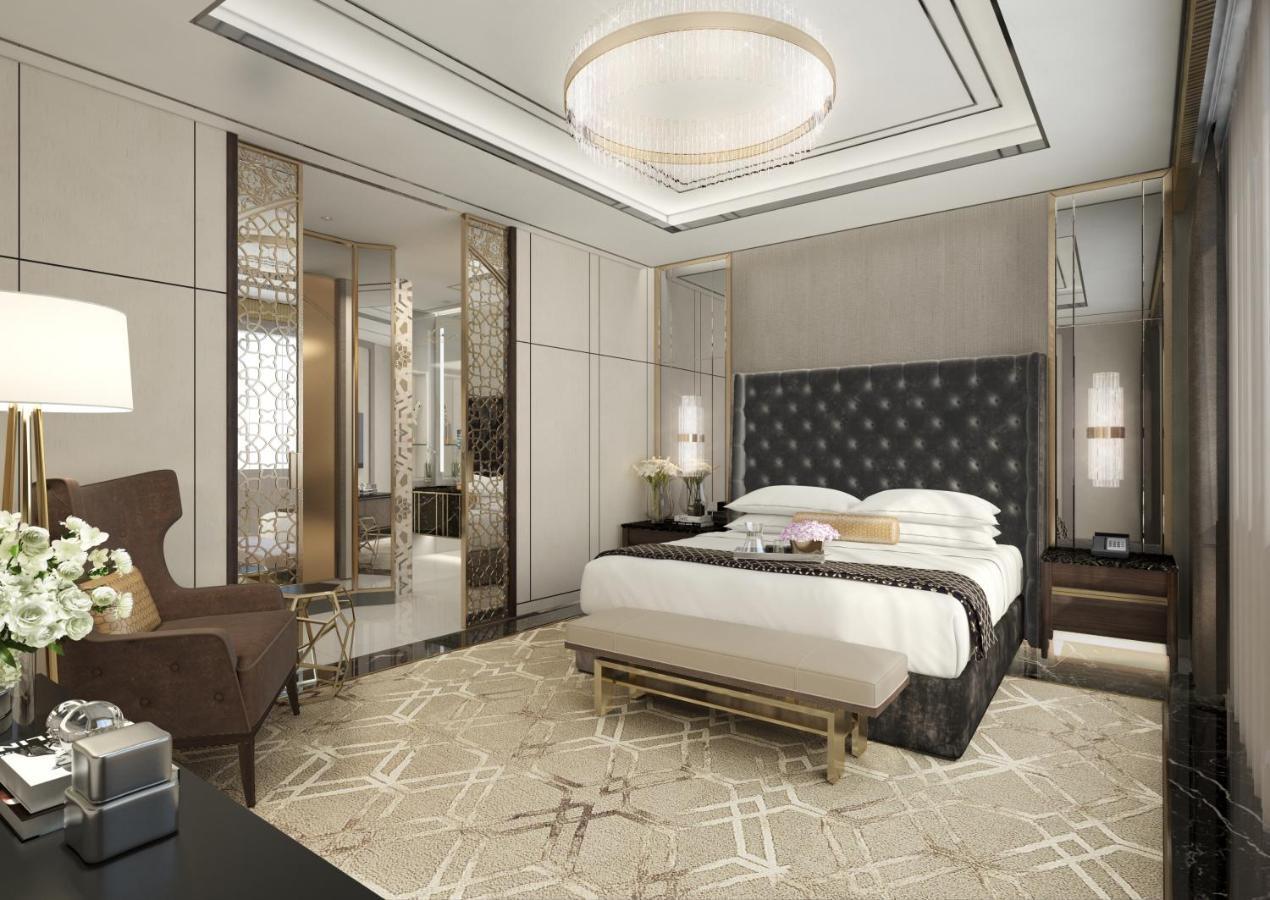 Grand Hyatt Alkhobar Hotel&Residences Exteriör bild A bedroom at the hotel