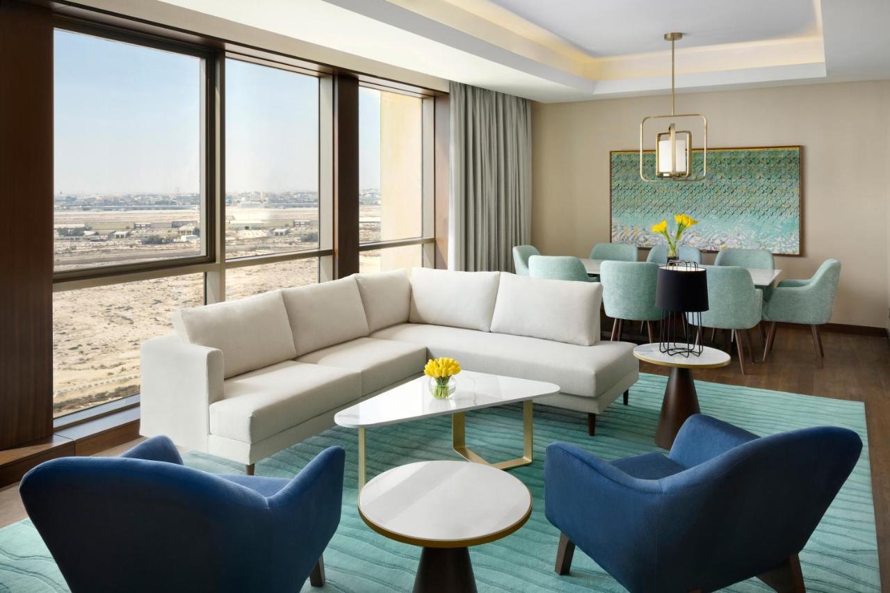 Grand Hyatt Alkhobar Hotel&Residences Exteriör bild A suite at the hotel