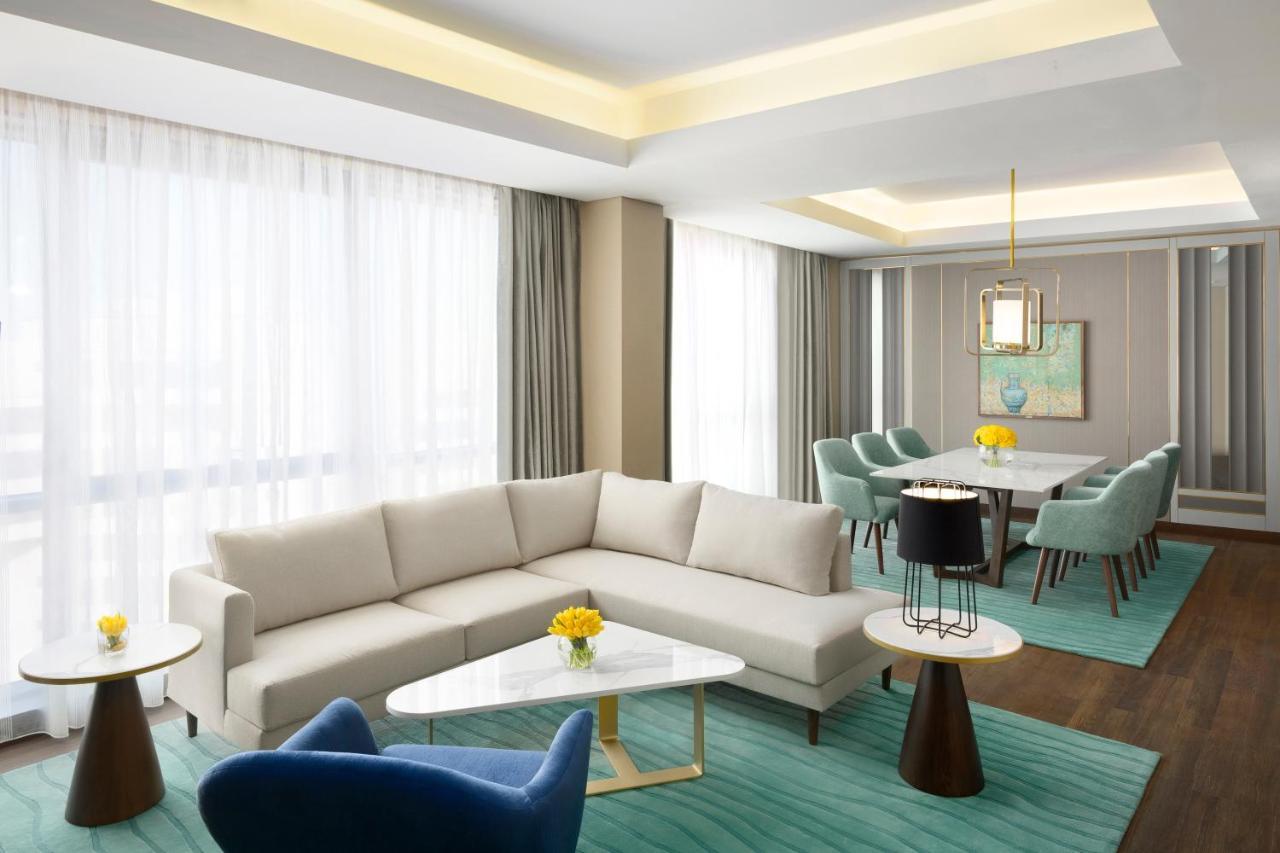 Grand Hyatt Alkhobar Hotel&Residences Exteriör bild A suite at the hotel